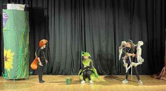 Rehlet Namleh — An Ant's Journey — production photo 4